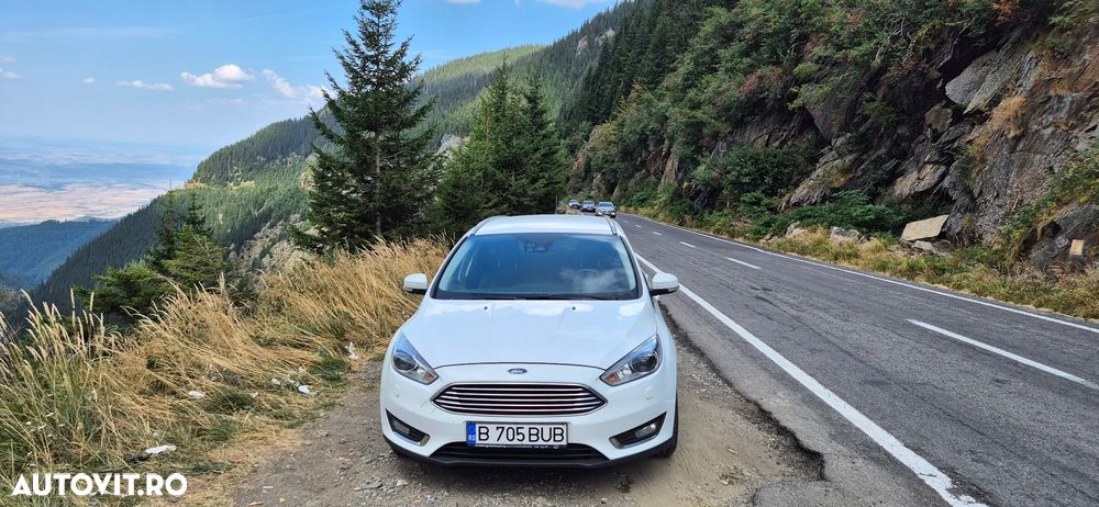 Ford Focus 2.0 TDCI Powershift Titanium - 1