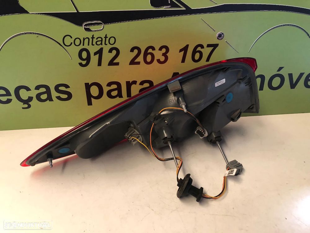 FORD FOCUS IV 4 CARRINHA FAROLIM DIREITO - FT463 - 5