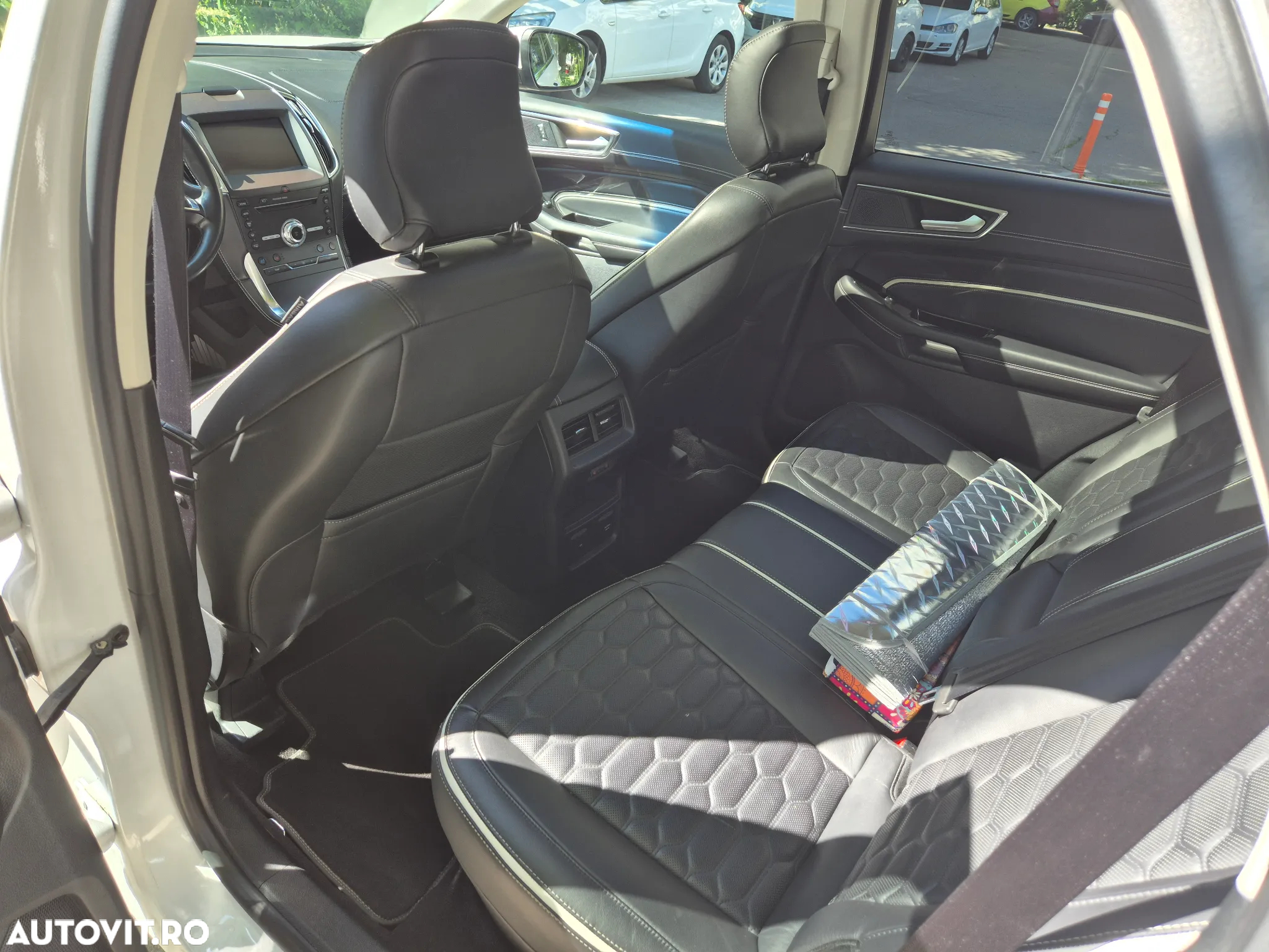Ford Edge 2.0 Panther A8 AWD Vignale - 14