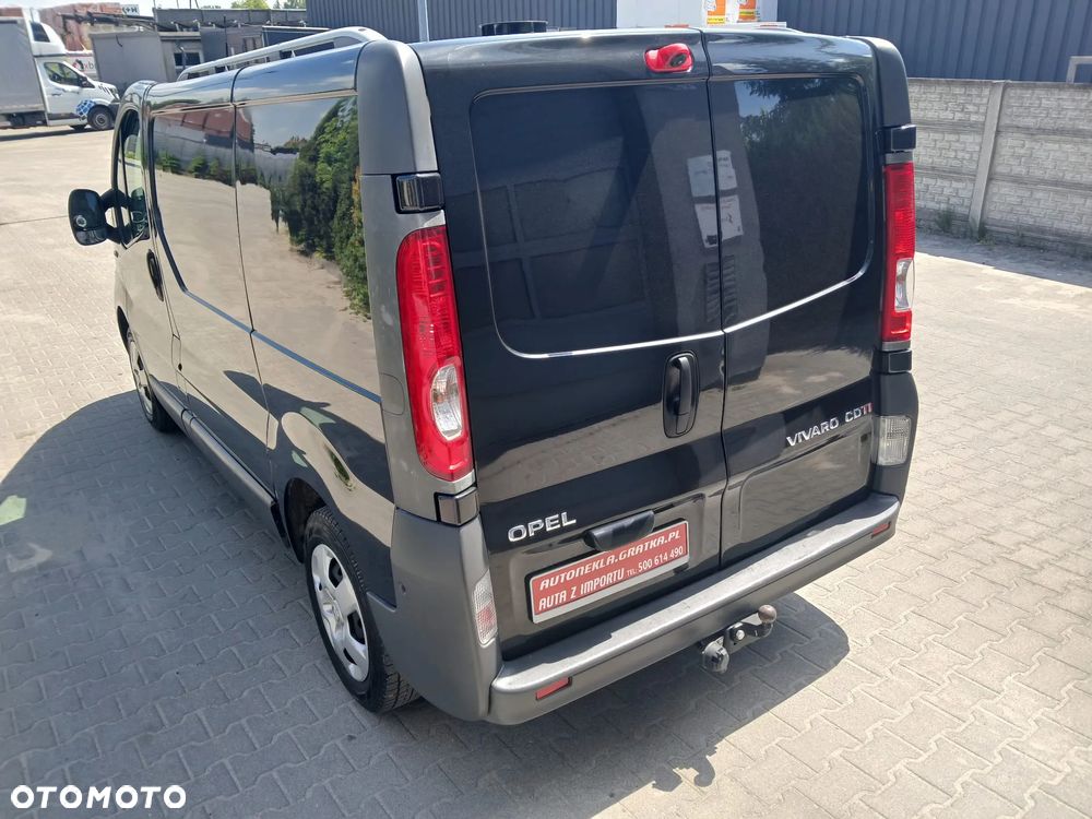 Opel VIVARO - 31
