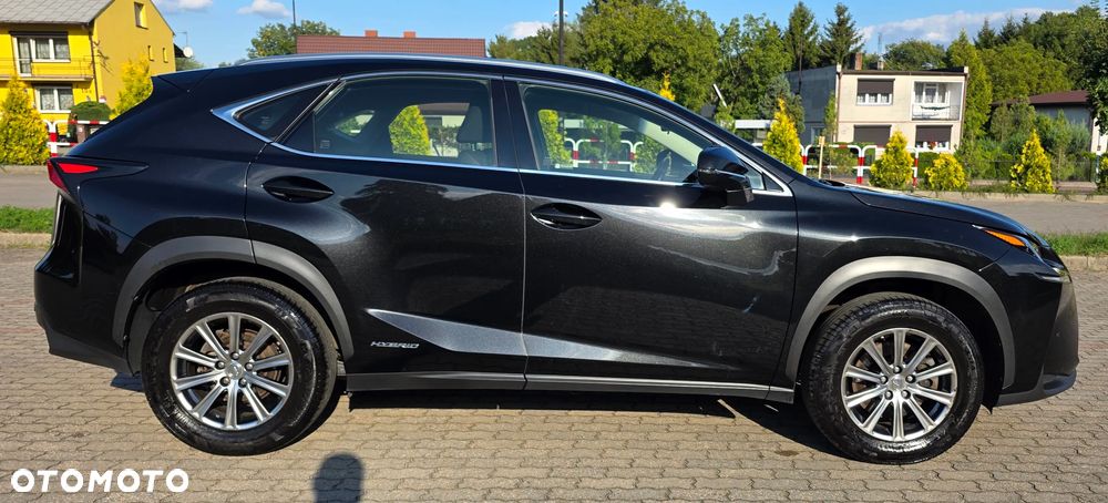 Lexus NX 300h Elite 2WD - 5