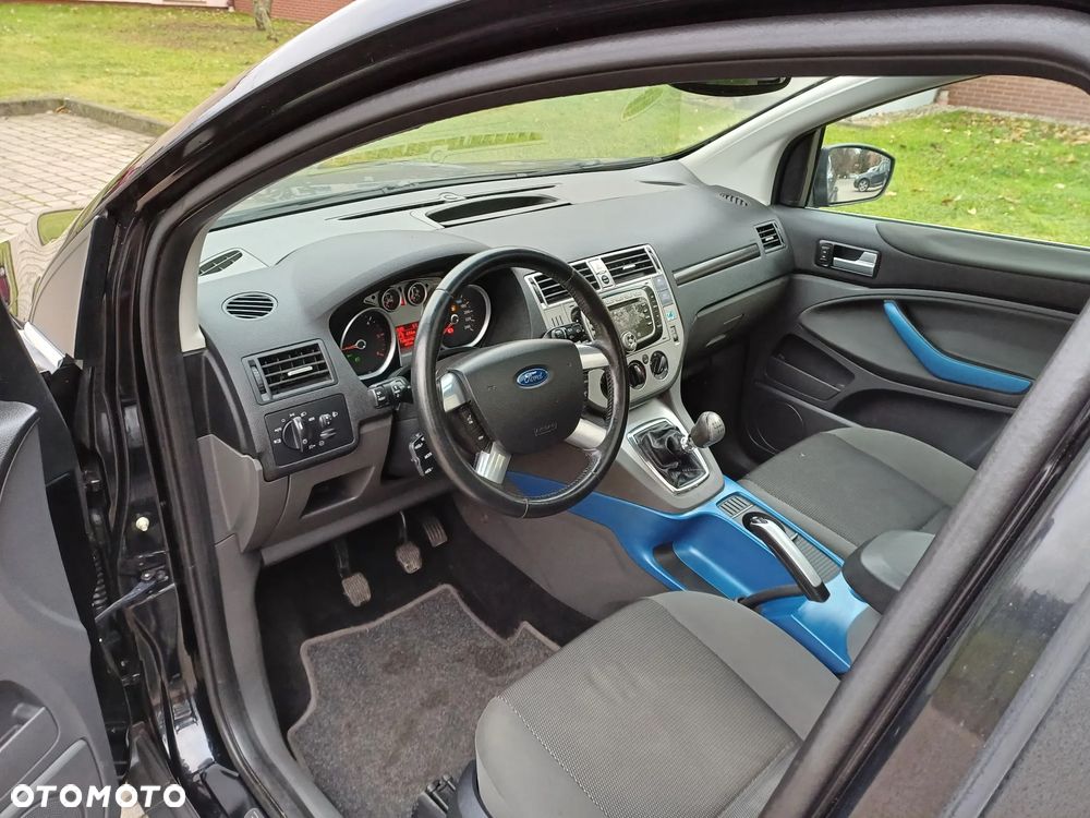 Ford Kuga 2.0 TDCi Titanium - 6
