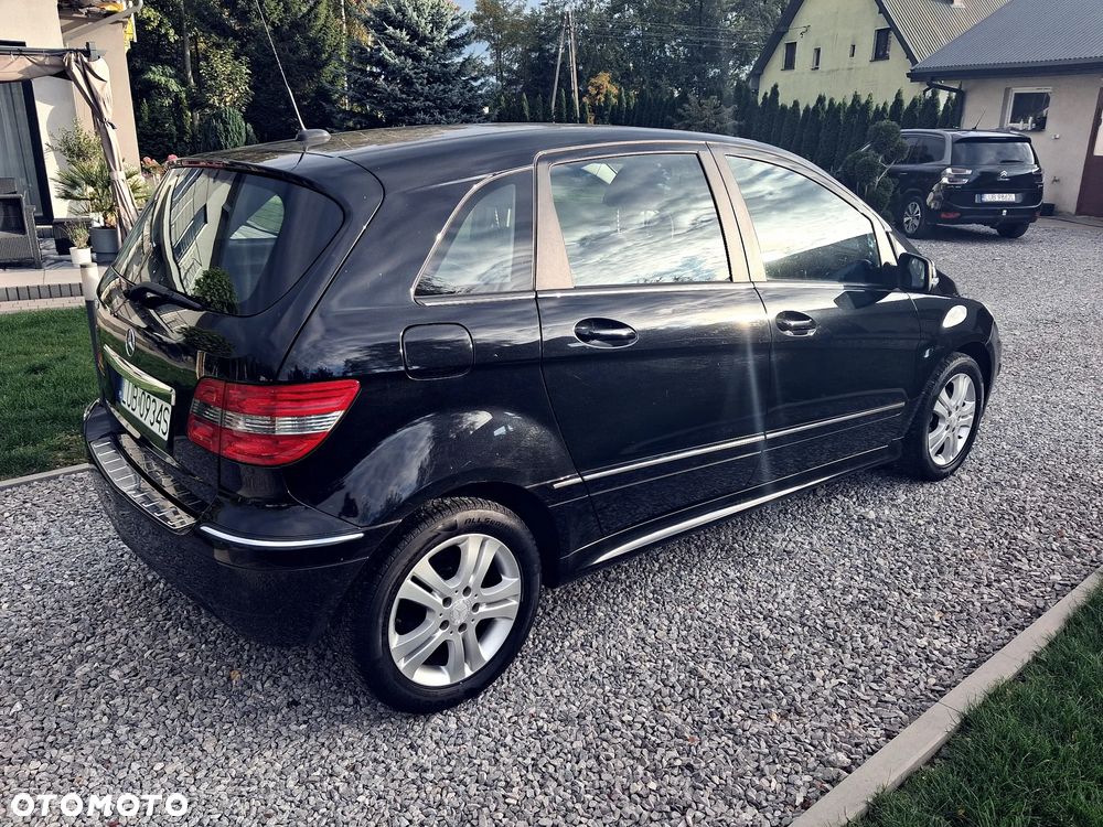 Mercedes-Benz Klasa B 160 BlueEFFICIENCY SPORT EDITION - 10