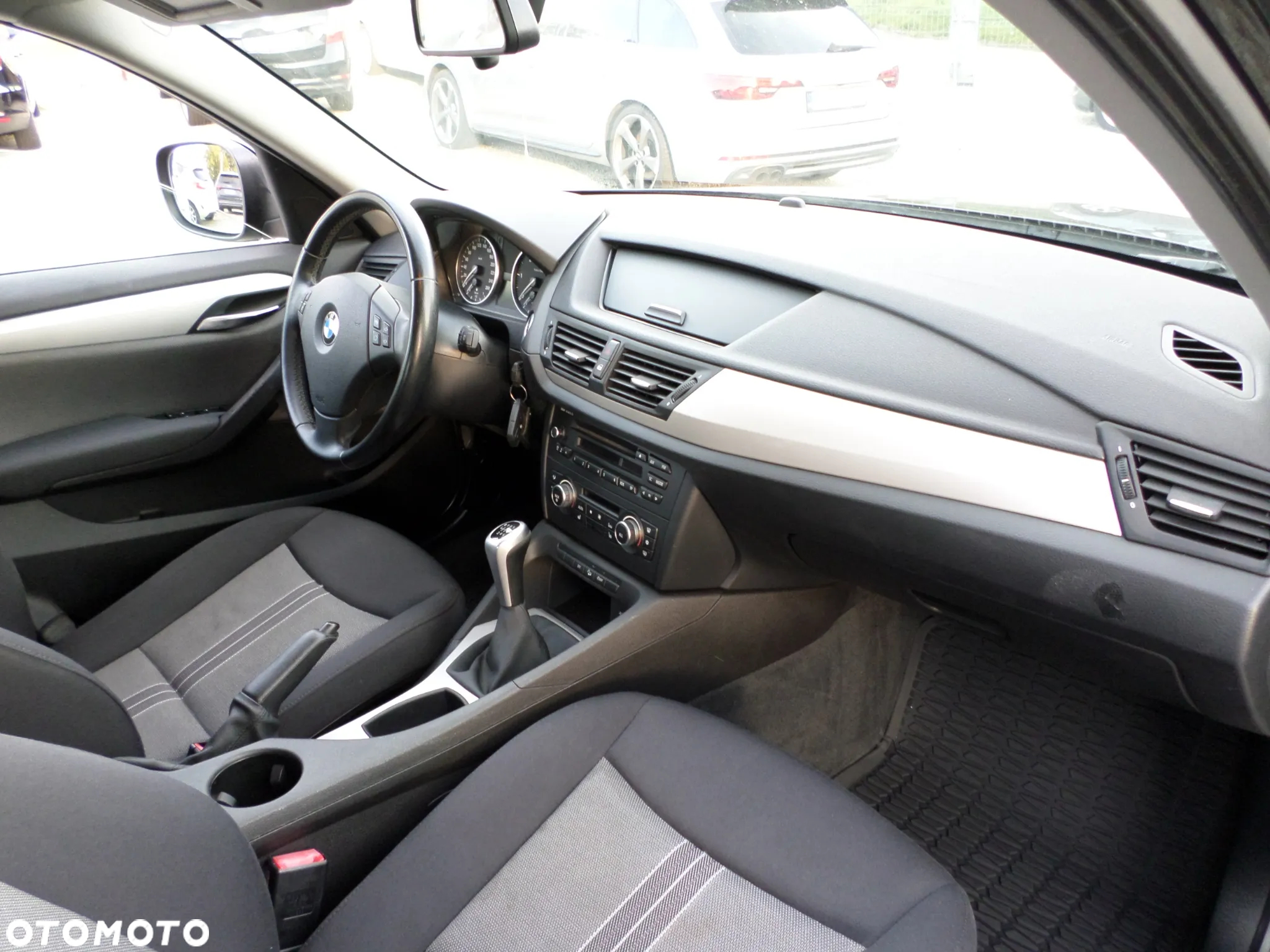 BMW X1 xDrive20d - 14