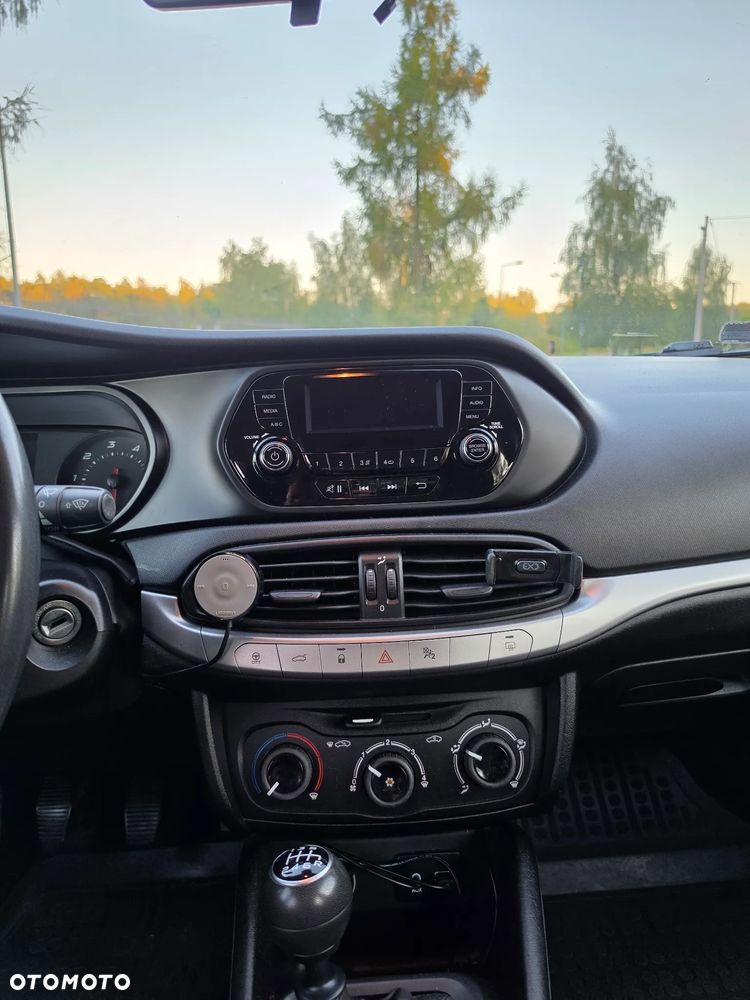 Fiat Tipo 1.4 16V - 13