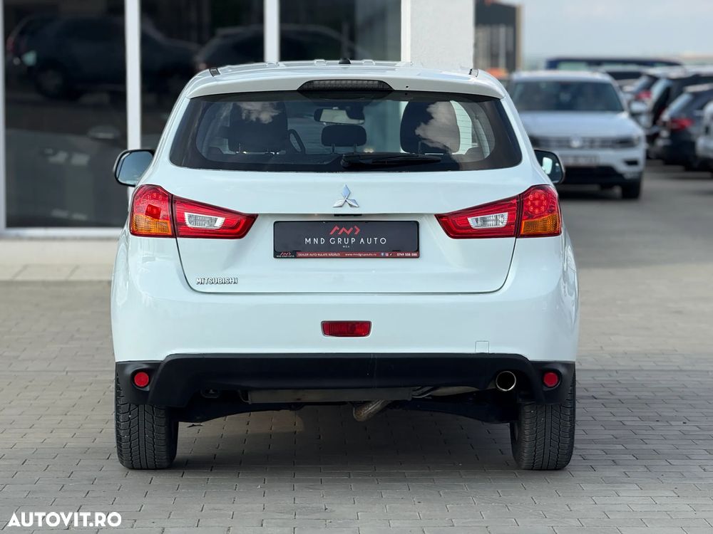 Mitsubishi ASX 1.8 DID 2WD Intense A15 - 4