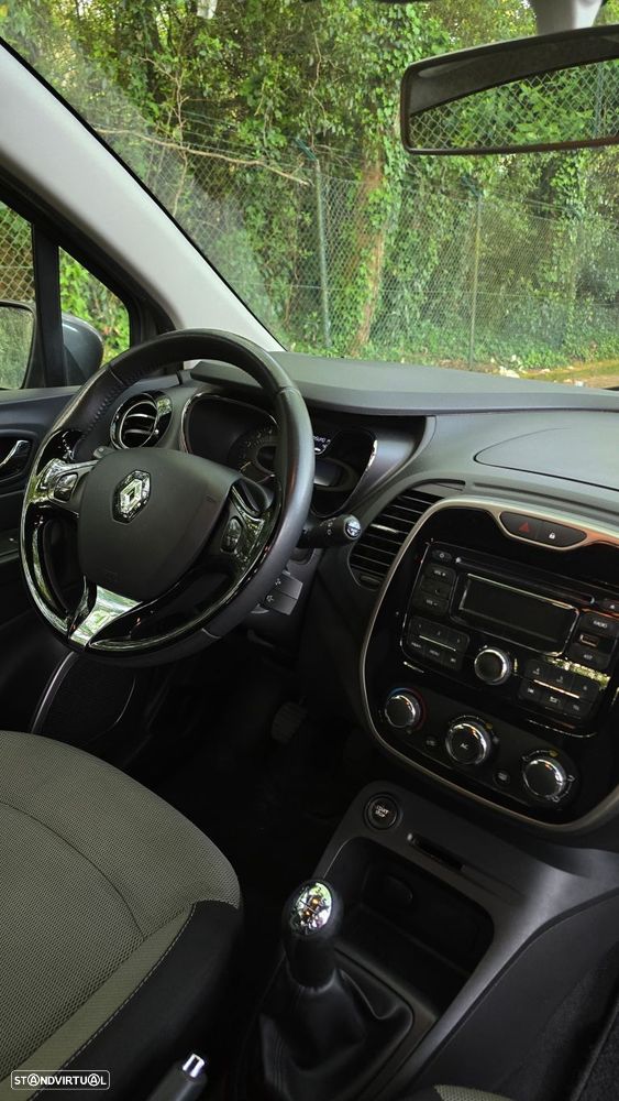 Renault Captur 1.5 dCi Exclusive - 12