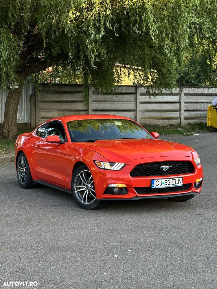 Ford Mustang 2.3 EcoBoost Aut. - 2
