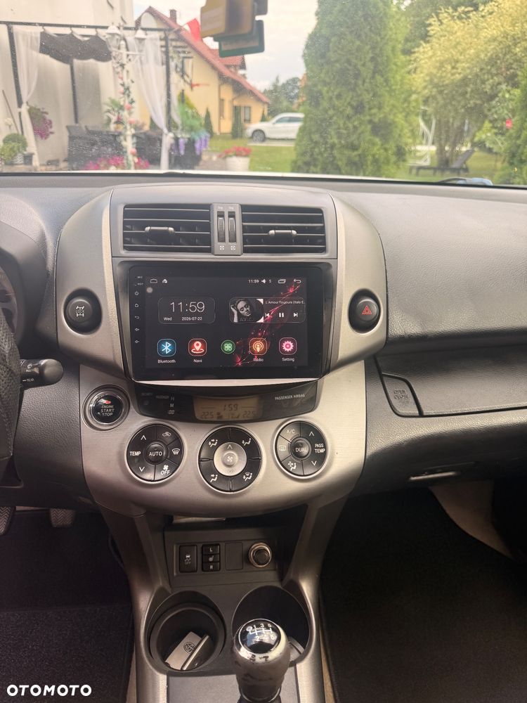 Toyota RAV4 2.2 D-4D X - 12