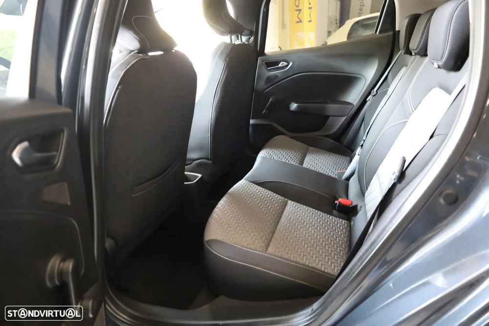 Renault Clio 1.0 TCe Limited - 30