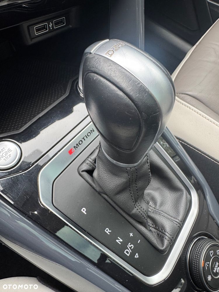 Volkswagen T-Roc 2.0 TSI 4Motion DSG Sport - 26