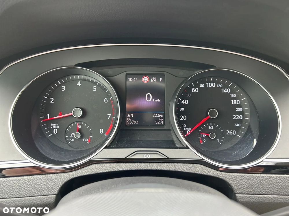 Volkswagen Passat 2.0 TSI Business DSG - 25