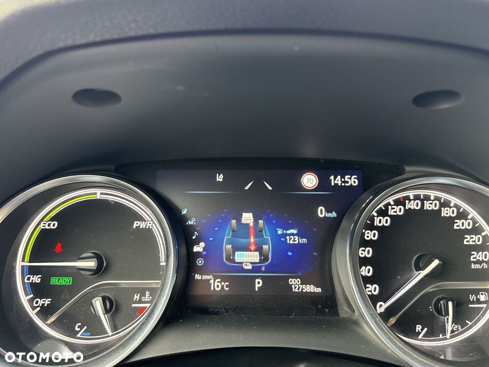 Toyota Camry - 19