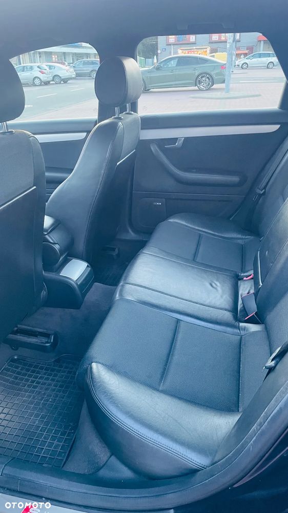 Audi A4 Avant 2.5 TDI Quattro Tiptr - 4