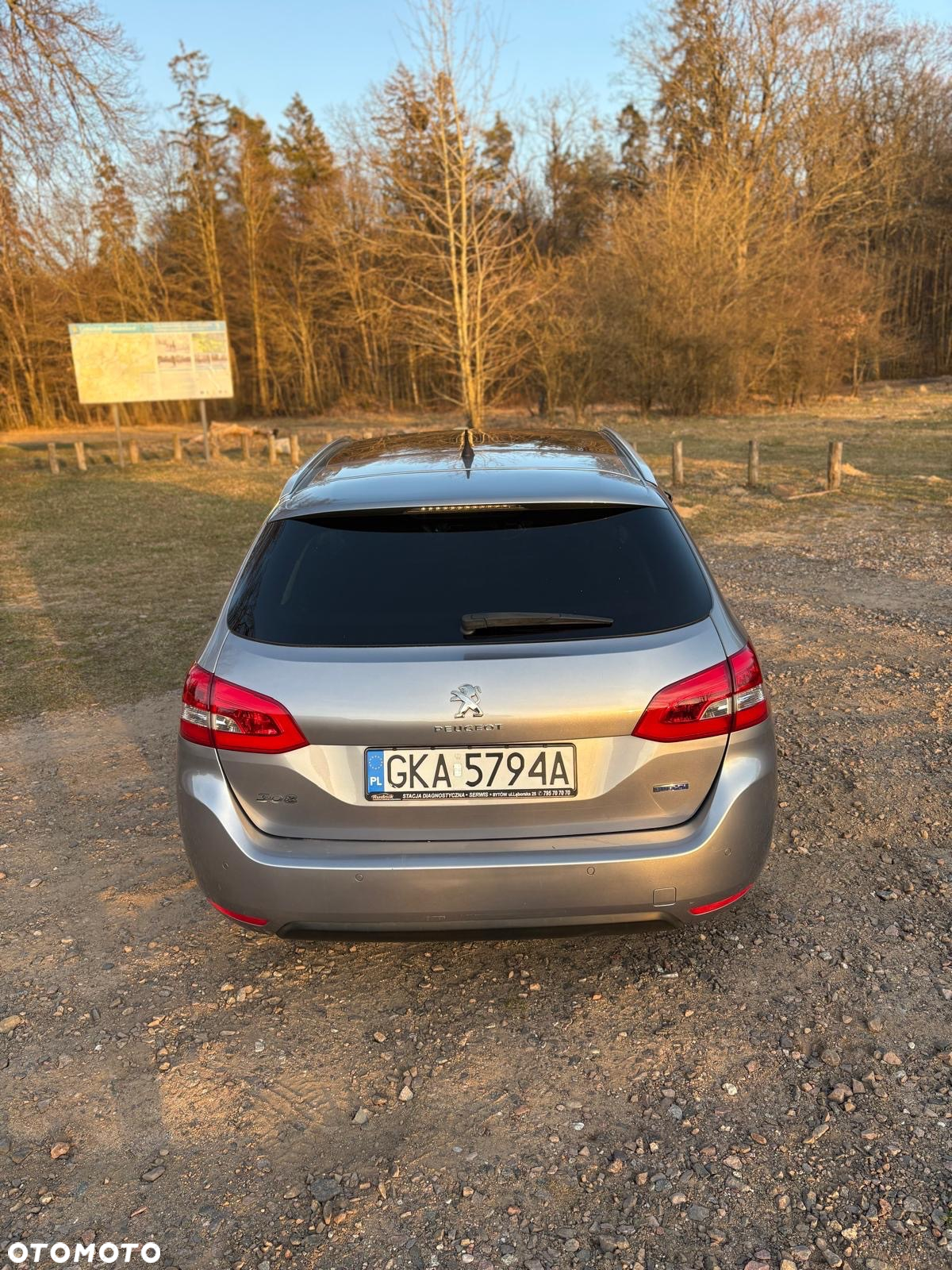 Peugeot 308 SW 1.6 BlueHDi Active S&S - 4