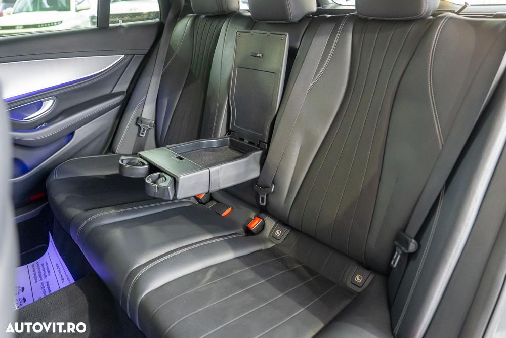 Mercedes-Benz E 220 d 4Matic T All-Terrain 9G-TRONIC Avantgarde - 24