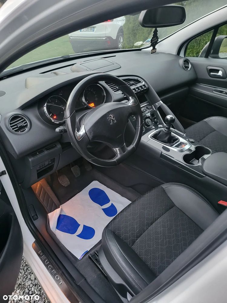 Peugeot 3008 HDi 115 Allure - 9