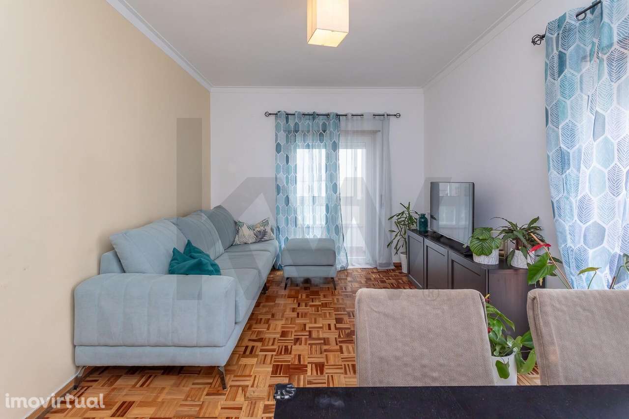 T2 em Sassoeiros: Independência e Luz numa Localização Privilegiada - Grande imagem: 4/34