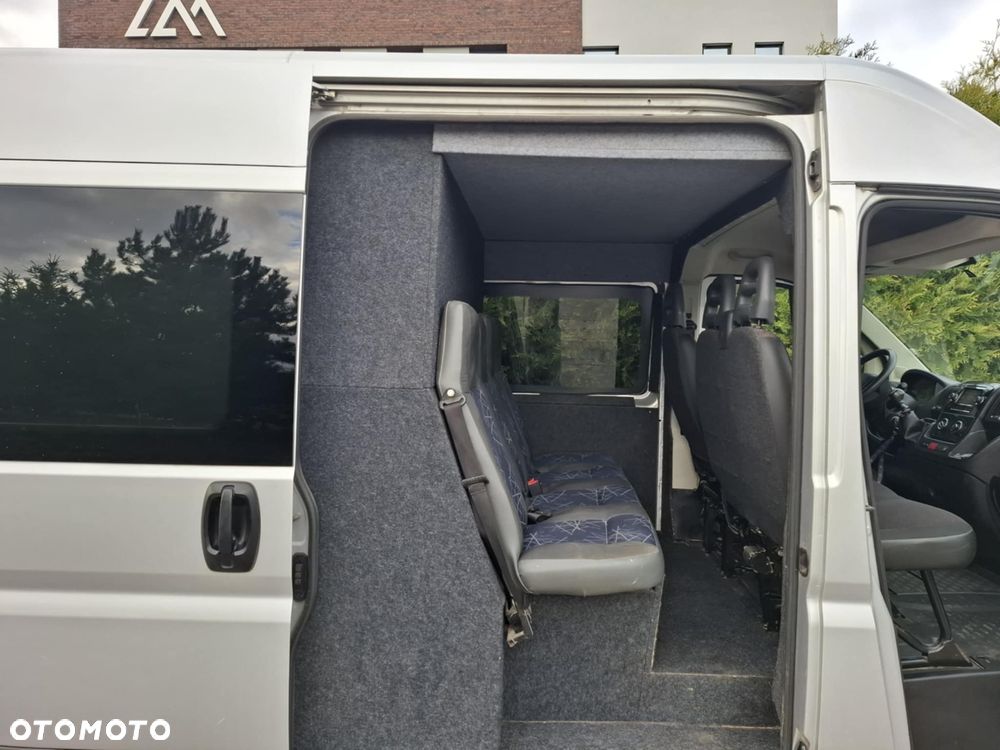 Peugeot BOXER 2.2 150 KM L3 H2 BRYGADÓWKA 7 OSÓB LEDY KLIMA TEMPOMAT HAK - 13