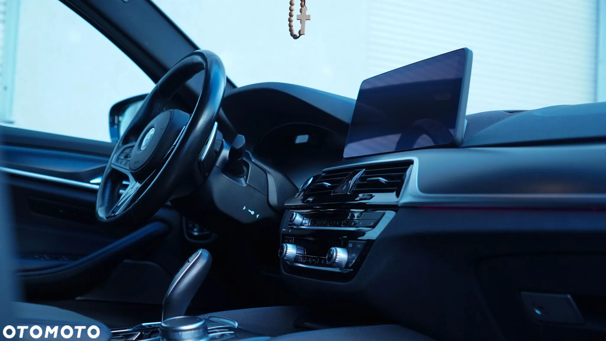 BMW Seria 5 530i GPF xDrive M Sport sport - 11