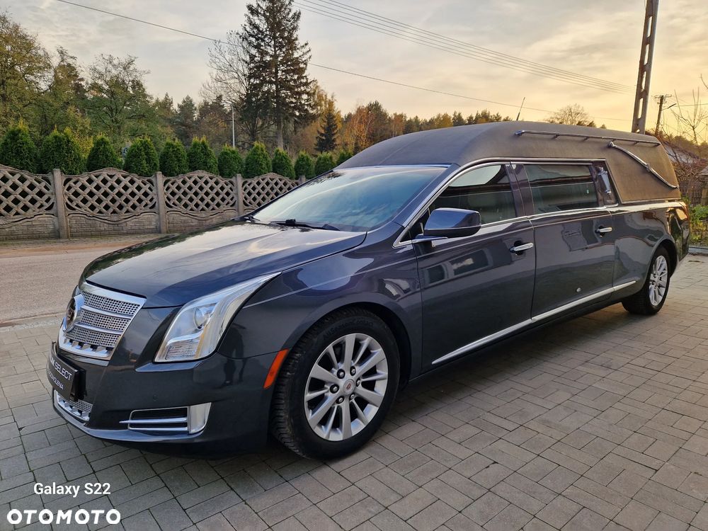 Cadillac XTS - 1