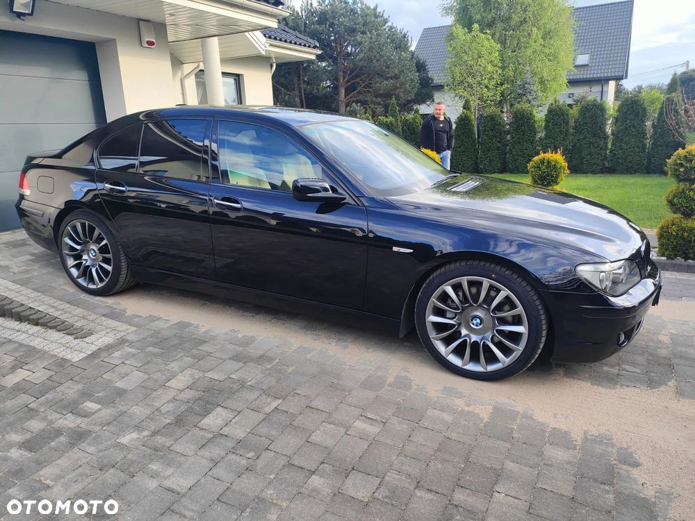 BMW Seria 7 - 29