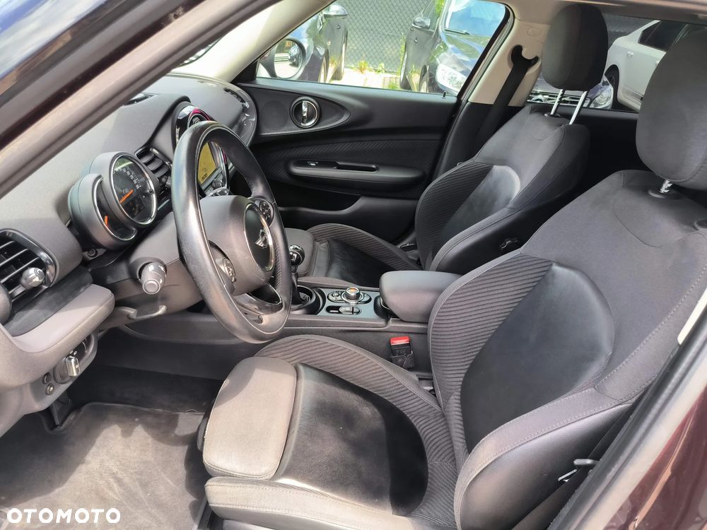 MINI Clubman One Blackyard - 22