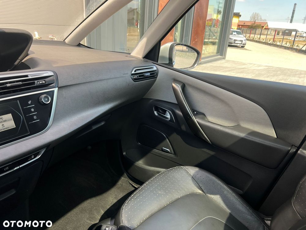 Citroën C4 Grand Picasso BlueHDi 150 EAT6 Exclusive - 17