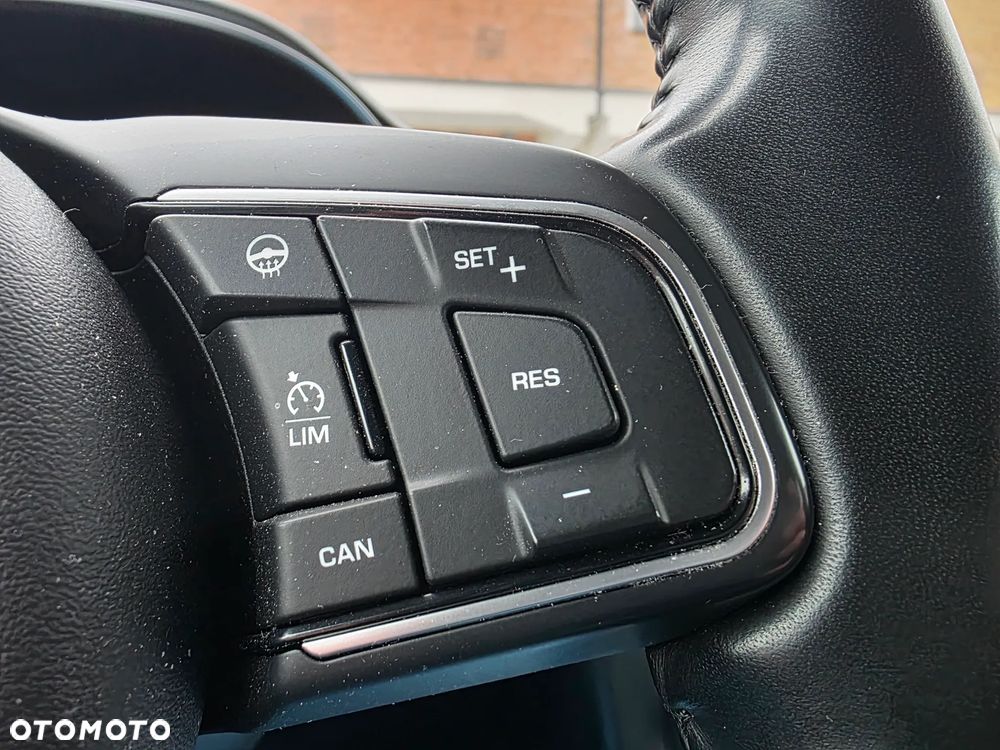 Jaguar E-Pace 2.0 i4P AWD S - 17