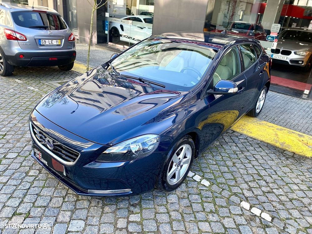Volvo V40 1.6 D2 Momentum - 2