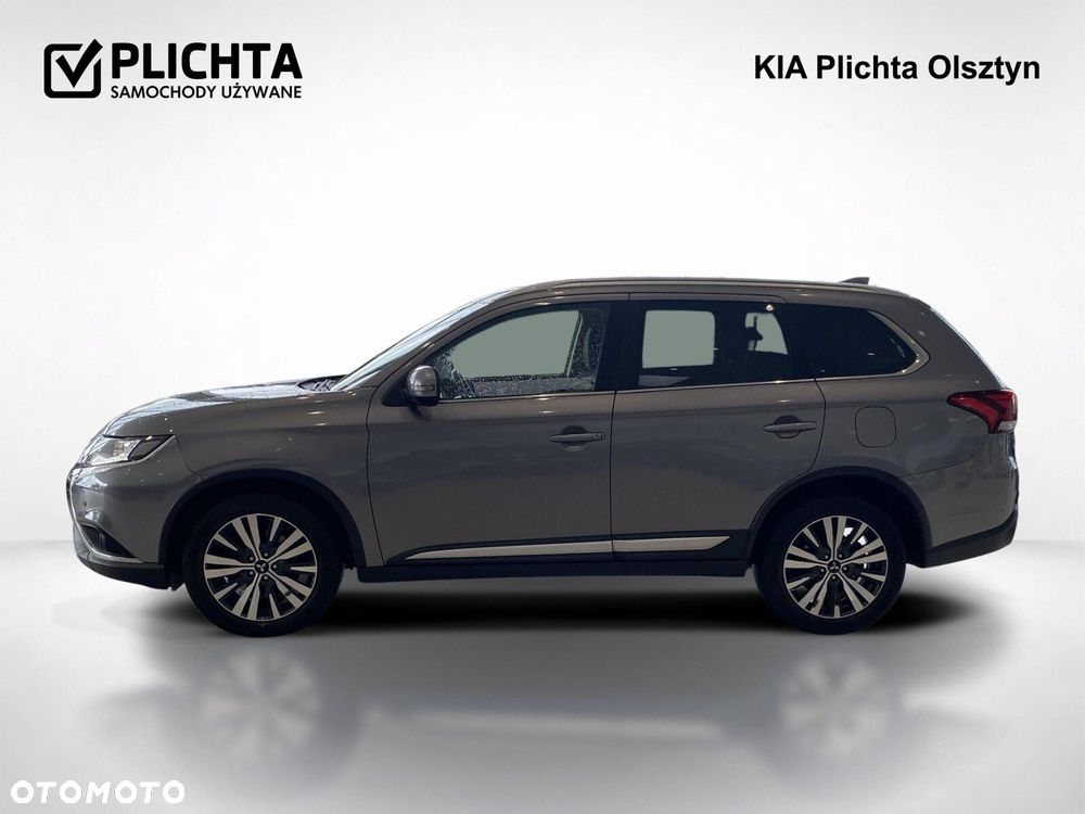 Mitsubishi Outlander - 3