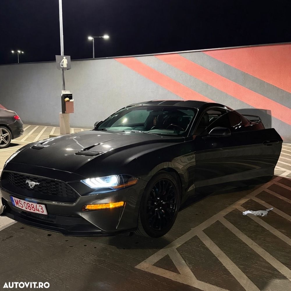 Ford Mustang 2.3 EcoBoost - 10
