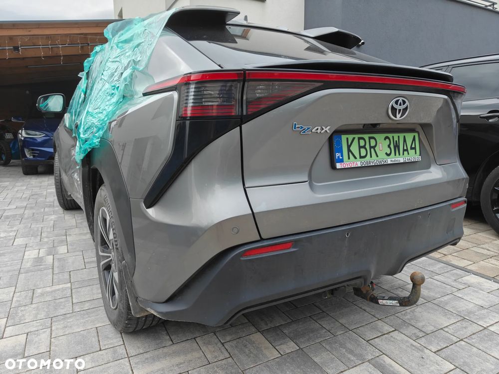 Toyota bZ4X 71.4kWh Prestige - 4