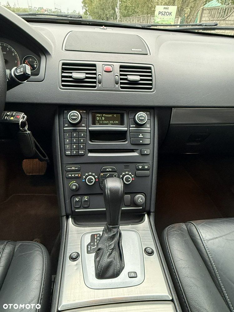 Volvo XC 90 - 8