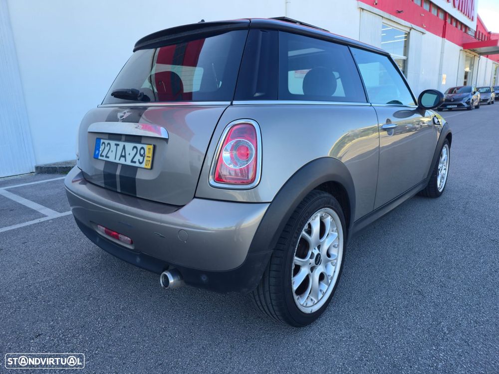 MINI 3 Portas Cooper D - 7