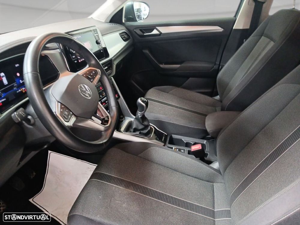VW T-Roc 1.0 TSI Urban - 15