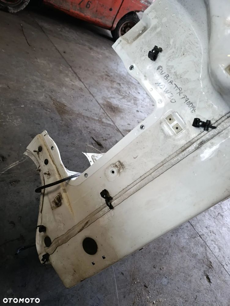 Ćwiartka kabiny Lewa Mercedes Atego III EURO 6 - 6