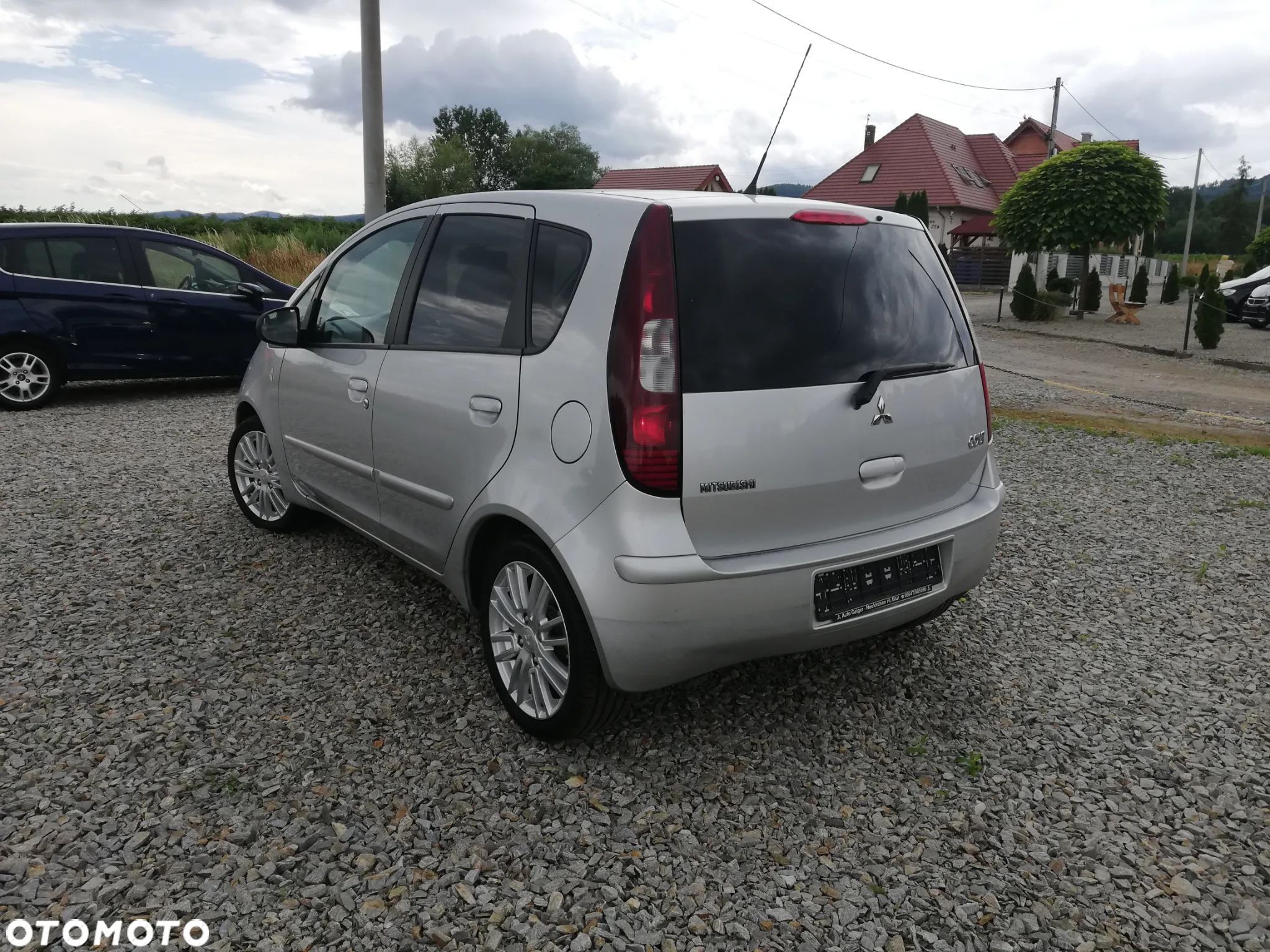 Mitsubishi Colt 1.3 Instyle Edition Gold - 3