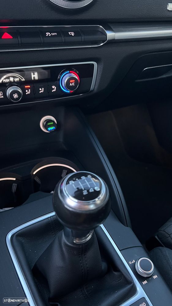 Audi A3 Limousine 1.6 TDI S-line - 10