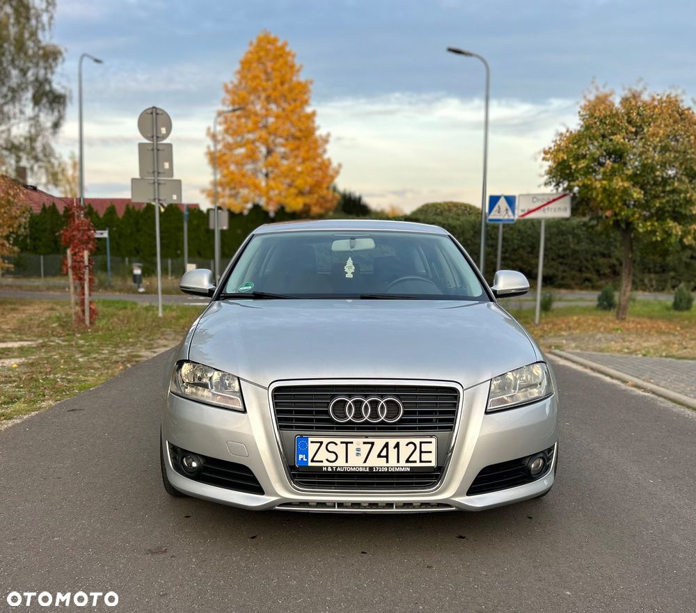 Audi A3 Sportback - 2