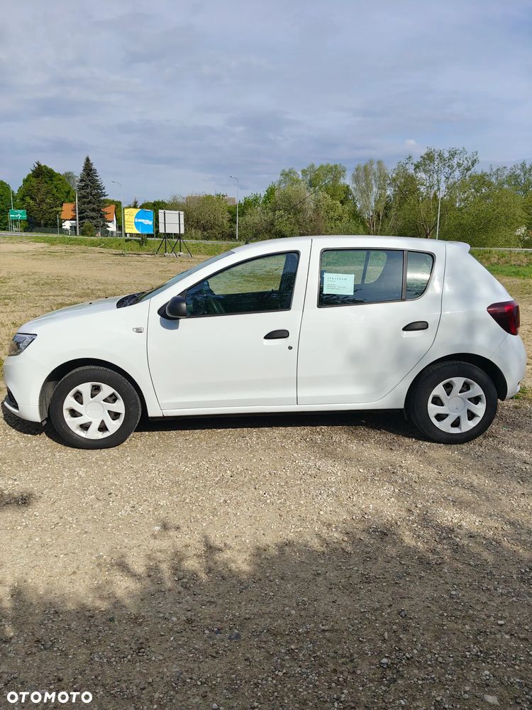 Dacia Sandero SCe 75 Essential - 5