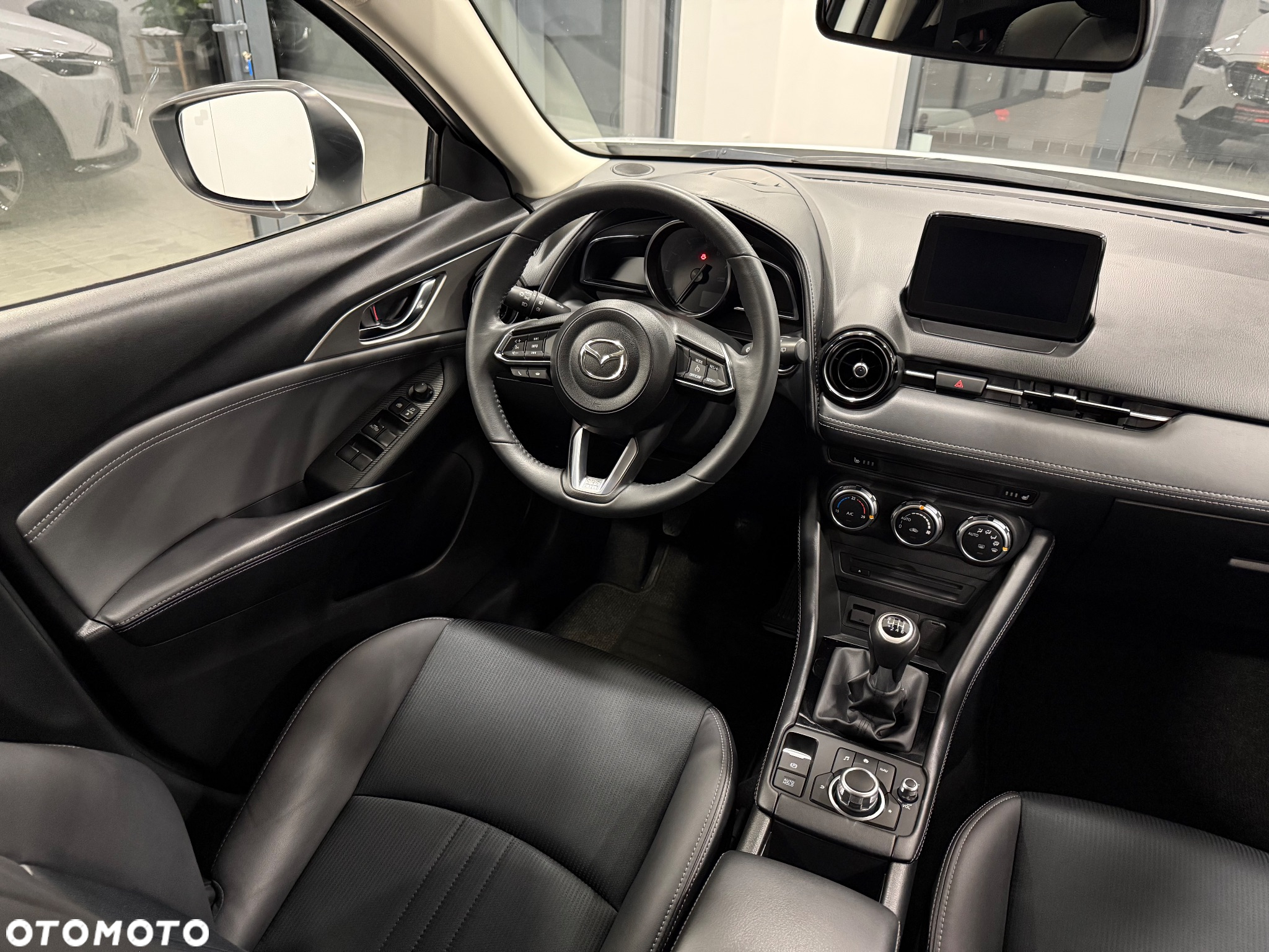 Mazda CX-3 2.0 SkyPrestige - 24