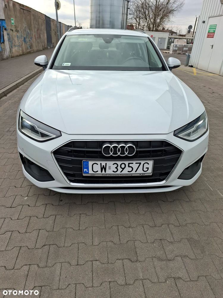 Audi A4 Avant - 4