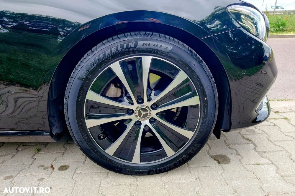 Mercedes-Benz E 200 Aut. - 14