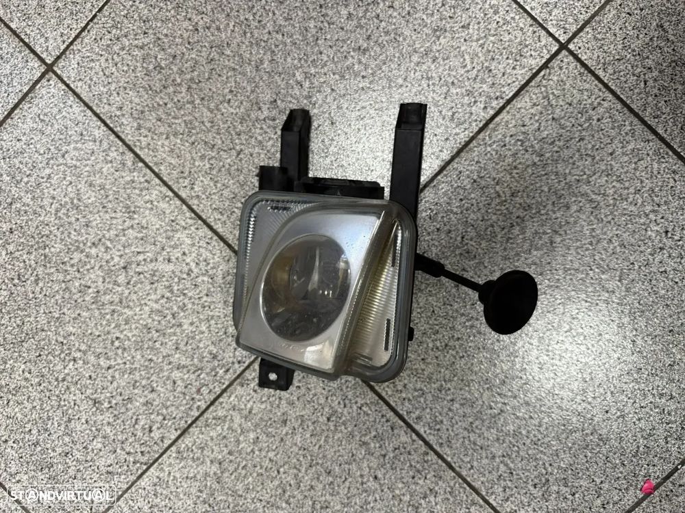 Farol nevoeiro esquerdo opel meriva - 1