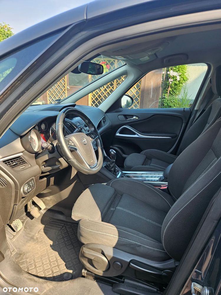 Opel Zafira - 8