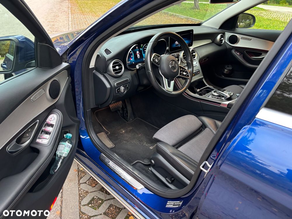 Mercedes-Benz Klasa C 200 d 9G-TRONIC - 16