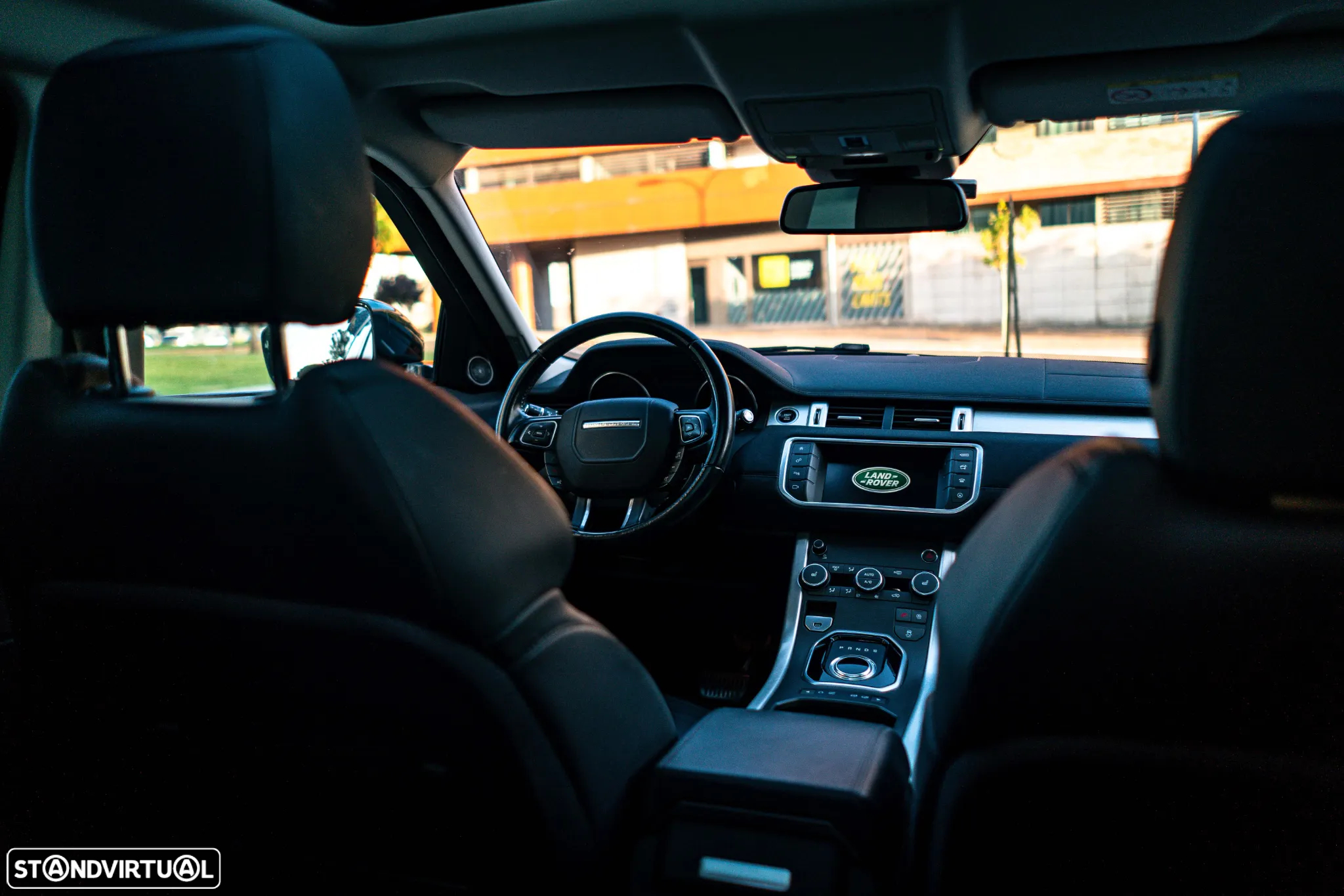 Land Rover Range Rover Evoque 2.0 TD4 SE Auto - 16