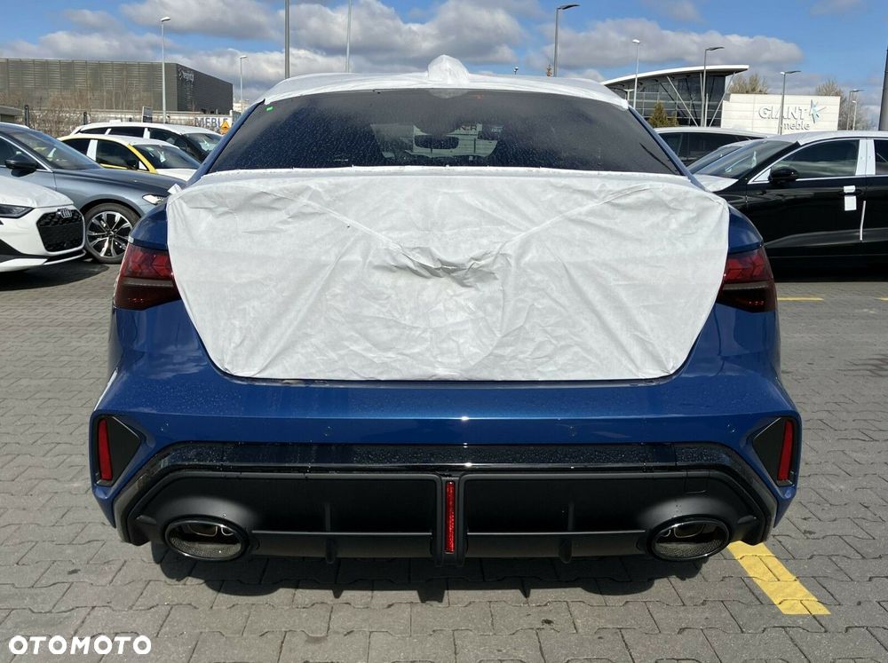 Audi RS3 Limousine - 7
