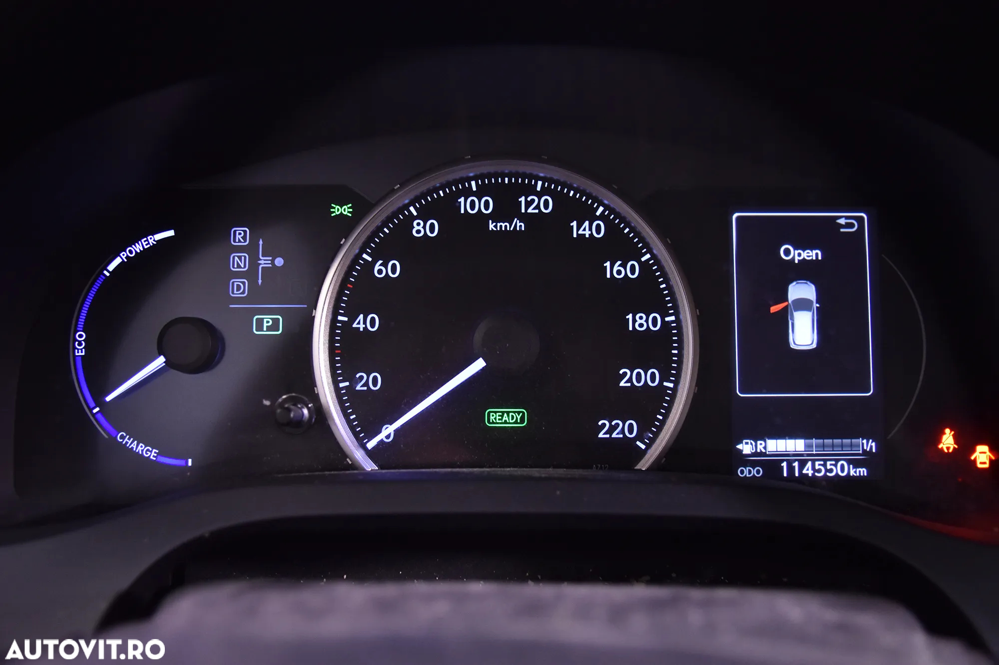 Lexus CT 200h - 10